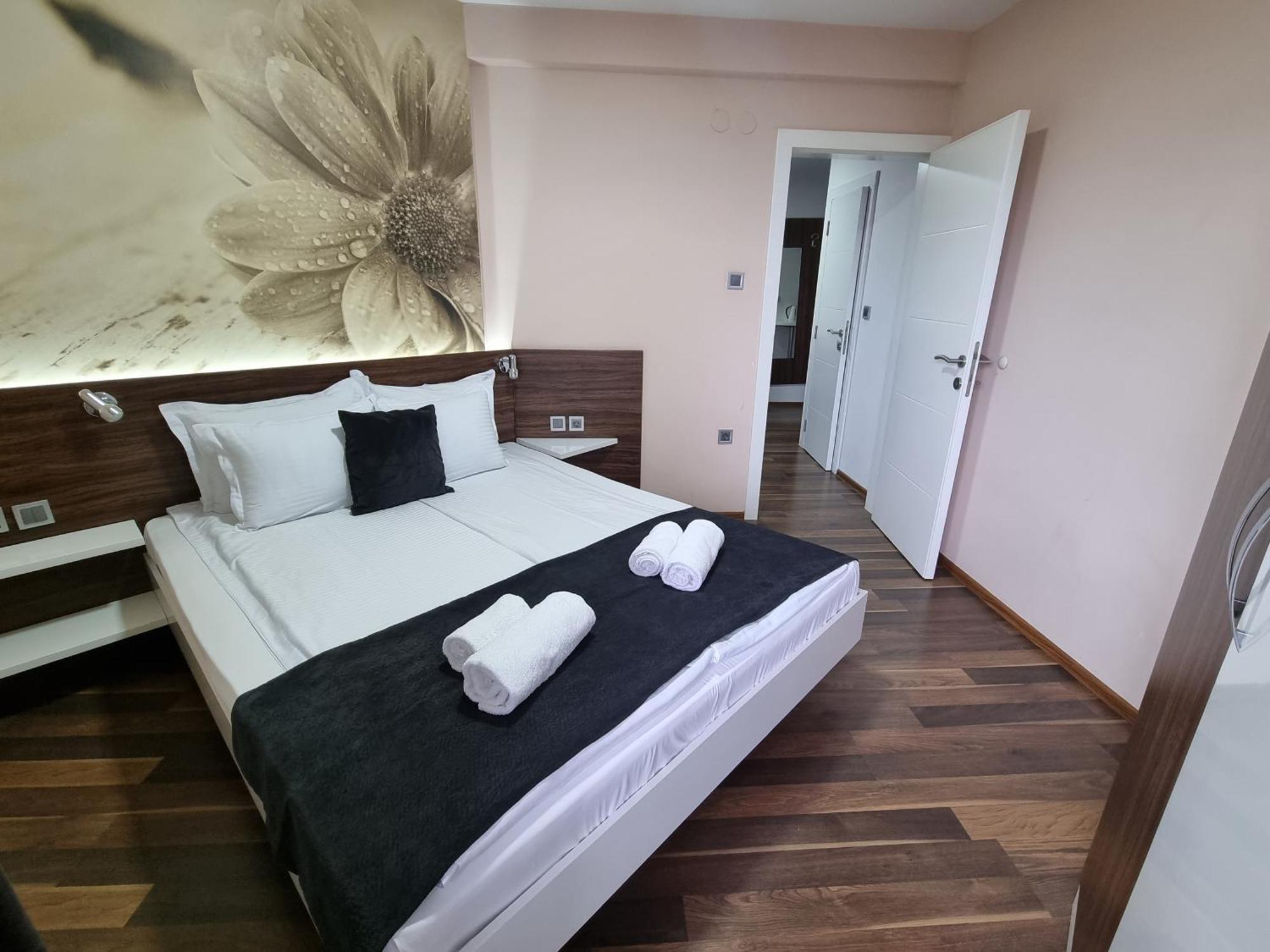 Garni Hotel Nis City View Zimmer foto